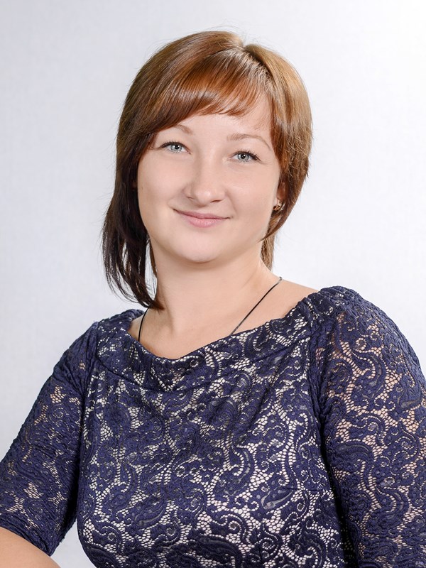 Пахомова Юлия Валерьевна.